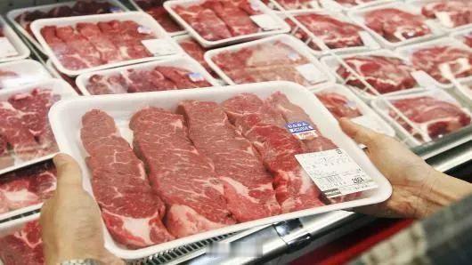 牛肉放冰箱冷藏10天还能吃吗牛肉放在冰箱里冷藏能保存多久牛肉冷藏10天，若冰箱温