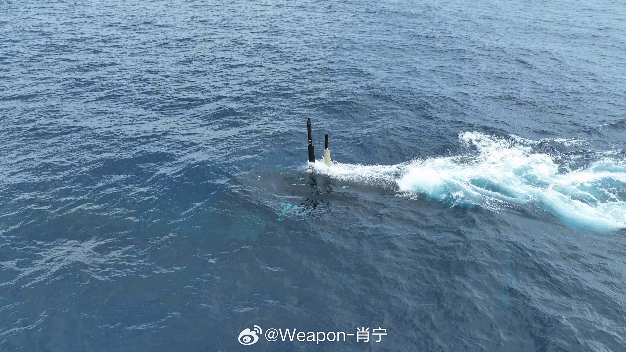 烽火问鼎计划 台伪海军海鲲号潜艇进行军舰浅水潜航测试 