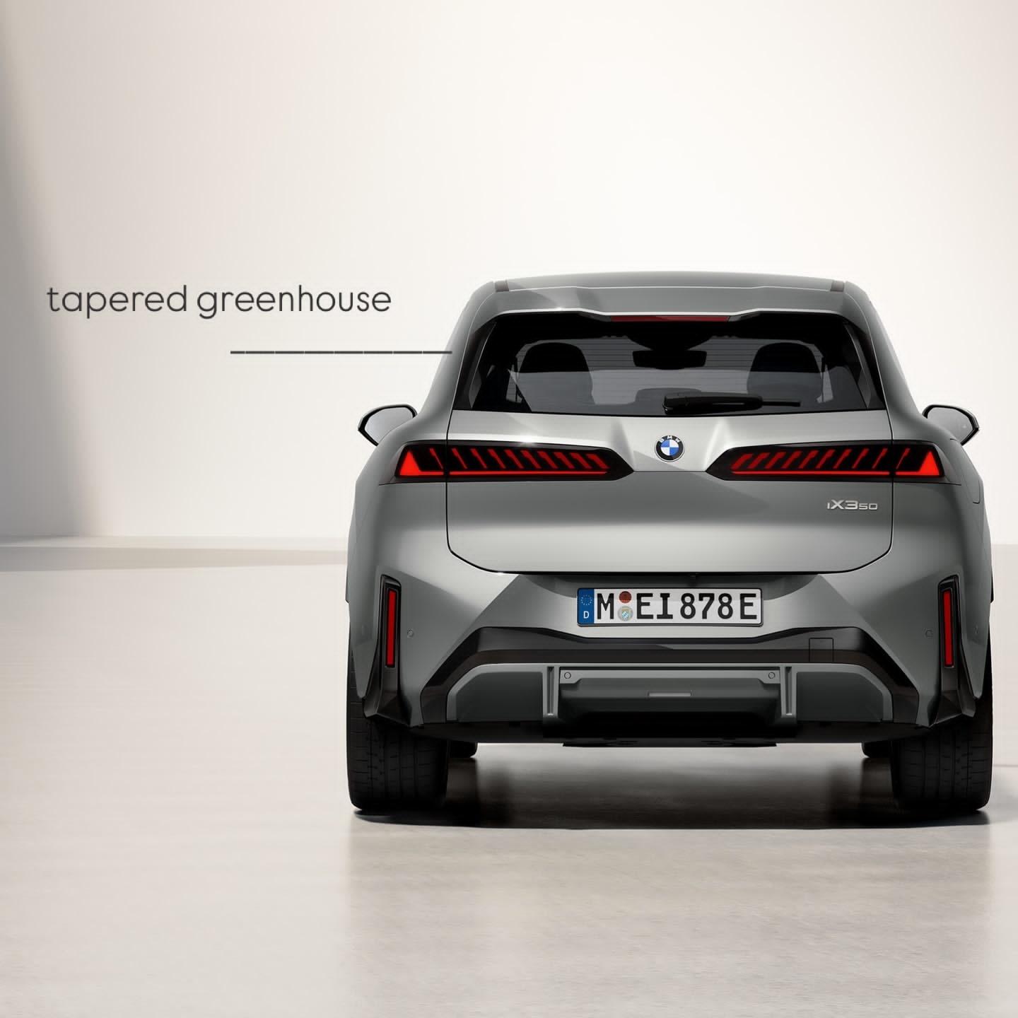 当咪咪眼和贯穿尾灯铺天盖地后，这设计显得格外清新。大v聊车宝马