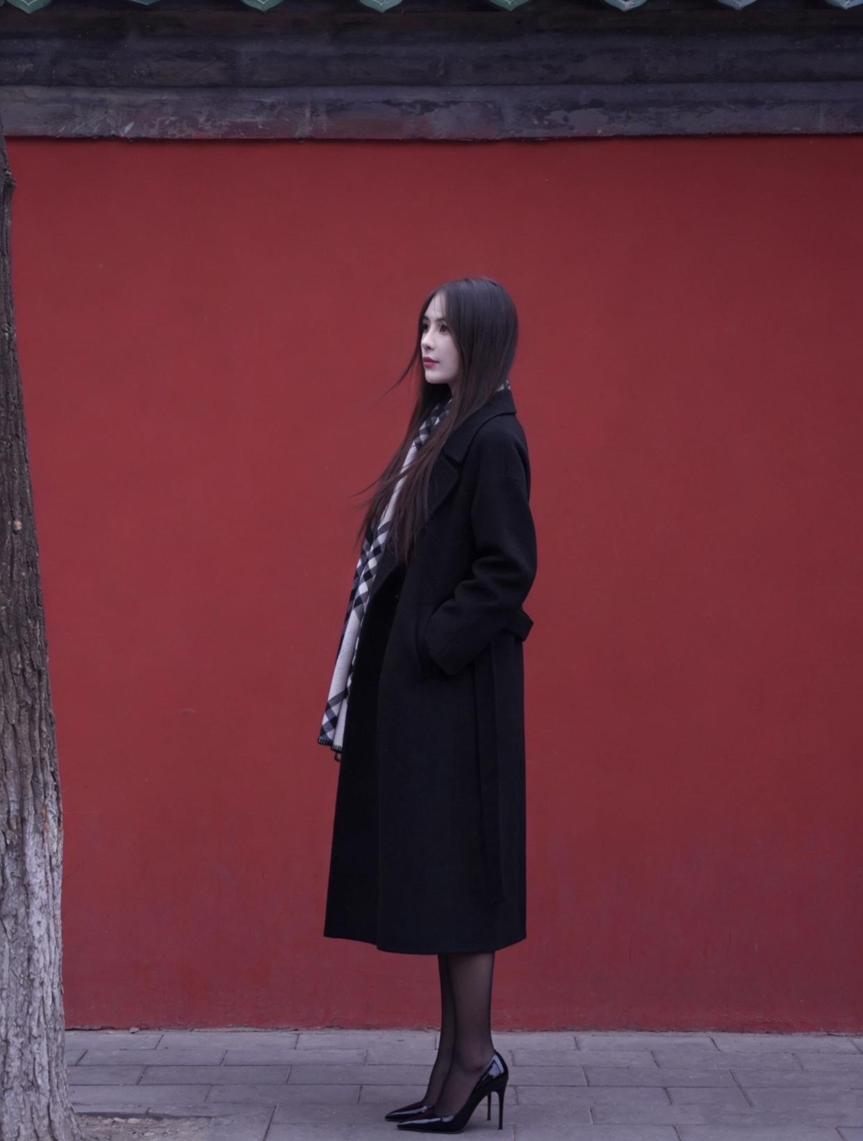 什么是知性女人的魅力?她们说话很有分寸，知道什么该说什么不该说。