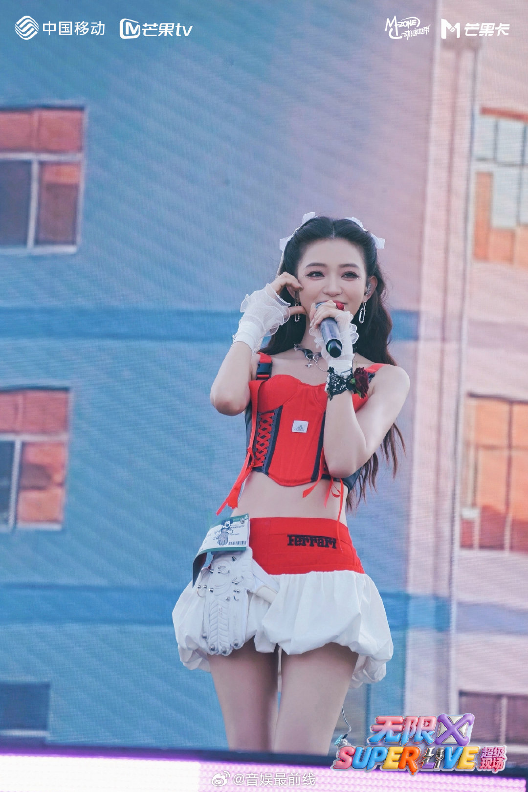 无限XSUPERLIVE音乐节 西安站现场剧照释出✨灵动献唱超吸睛，氛围感直接拉