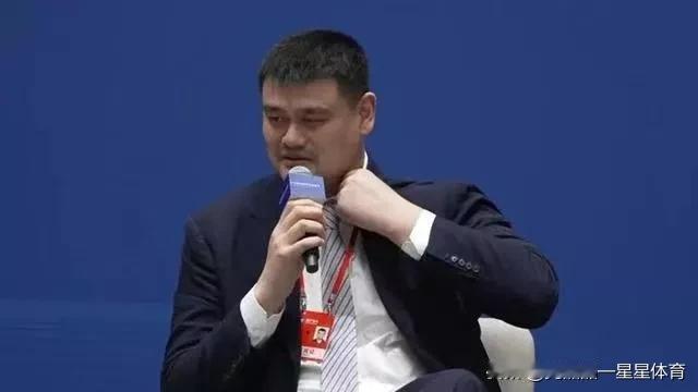 中国女篮今日出征巴黎！姚明接受采访说了3句话[玫瑰]

1，为了防止队员出现伤病