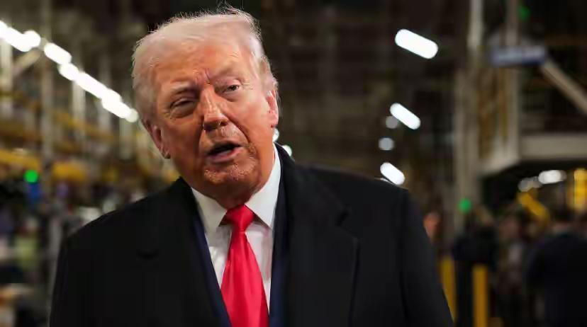 特朗普突然召回驻越大使，打不赢中方还收拾不了你越南？