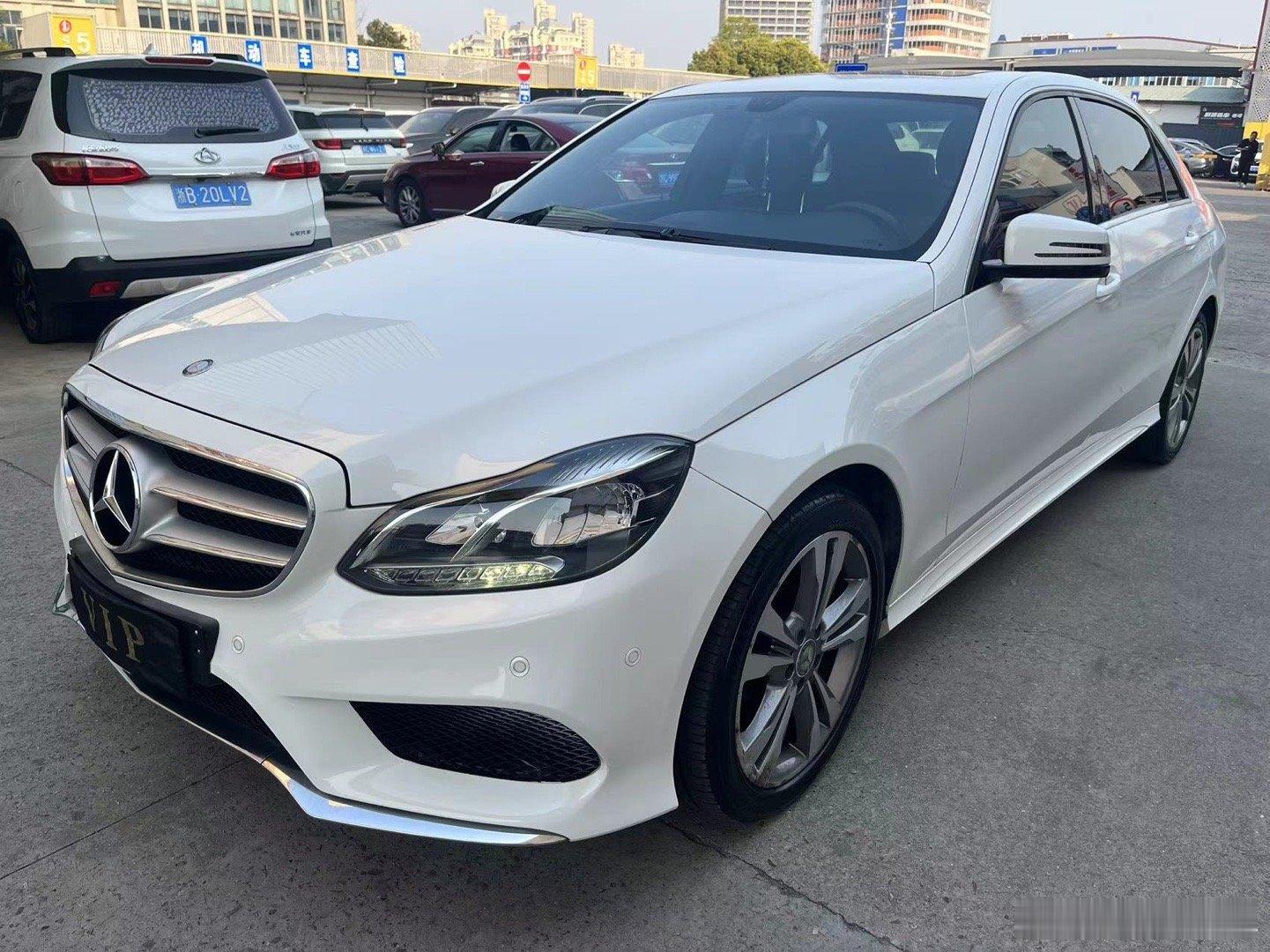 14年奔驰E260L 一手车 实表10万公里 车况原版 大部分原漆、价格7.9万