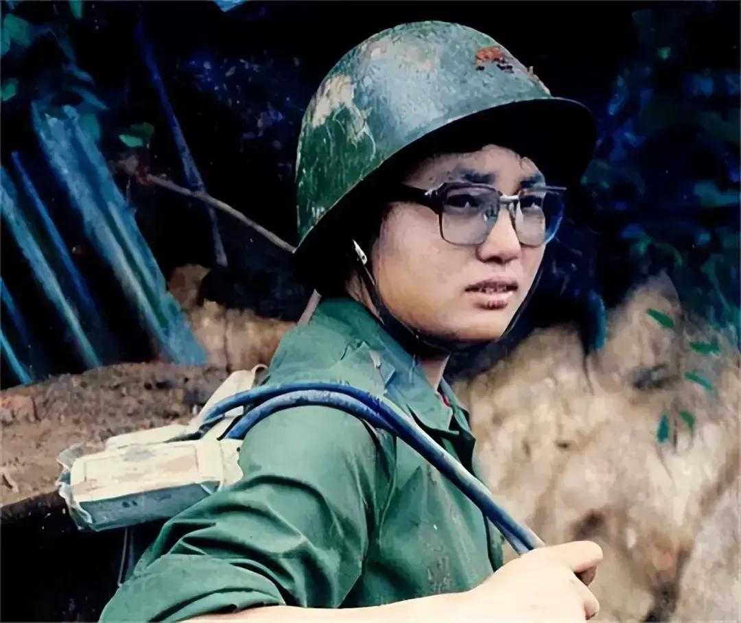 “哪怕开除我的党籍，我也坚决不回去，除非抬我尸体回去！”1986年，23岁女医护
