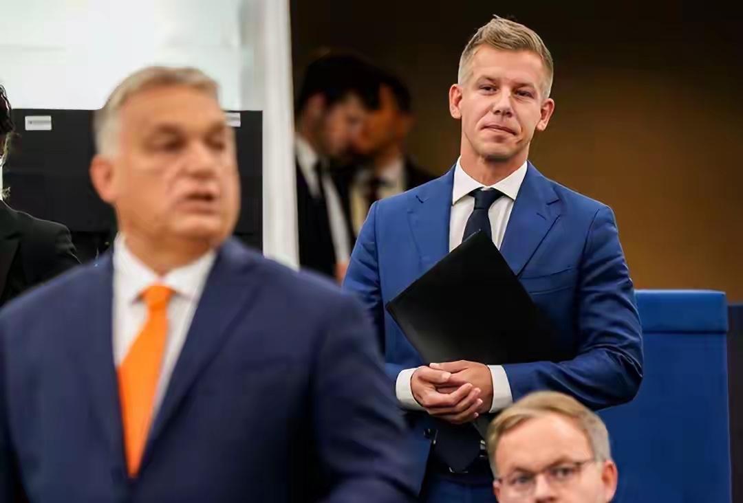 匈牙利总理欧尔班承认败选后，毛焦尔成为新一届总理。

如果说谁最想看到欧尔班在匈