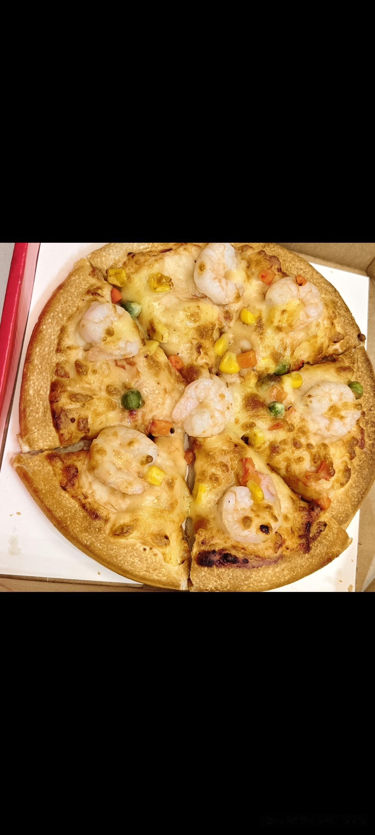 组长外孙8岁了是一个很瘦的男孩，吃饭有点挑食，昨天在走廊里隔壁护工说小杨你看见没