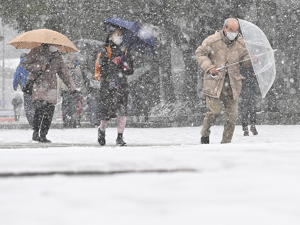 受强降雪影响，日本部分地区推迟众议院选举投票开始时间