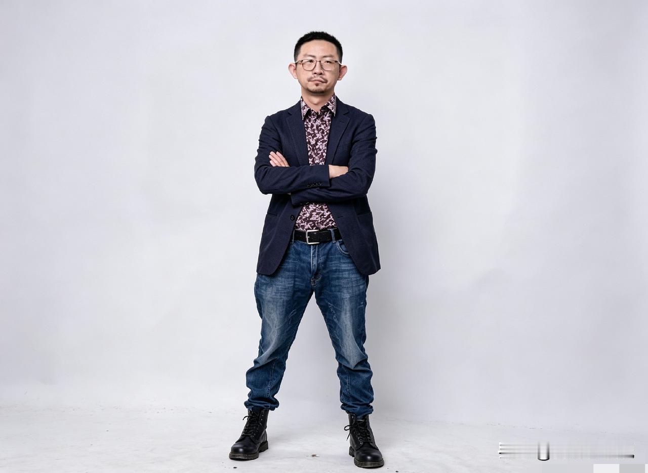 你说气不气人？这次丁太升的审美居然跟我一样！一直烦透了老 丁这个乐评人，没想到有