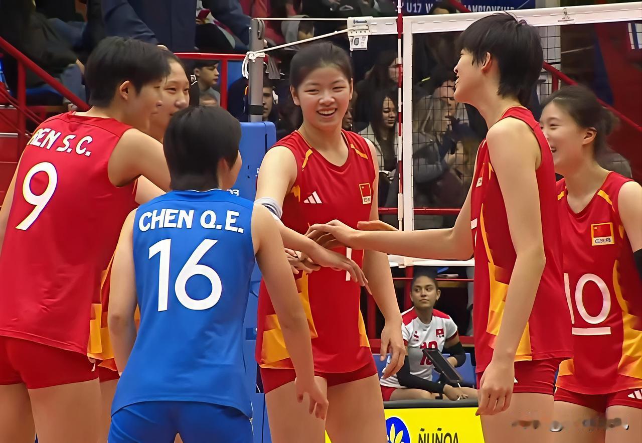 陈馨怡大放异彩，U17中国女排轻取突尼斯
8月8日，U17中国女排世锦赛小组赛第
