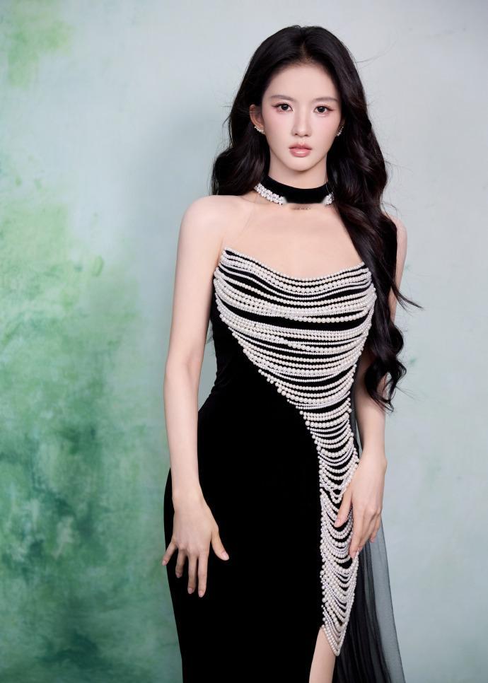 刘些宁[超话] 美鼠我啦[期待] ​​​