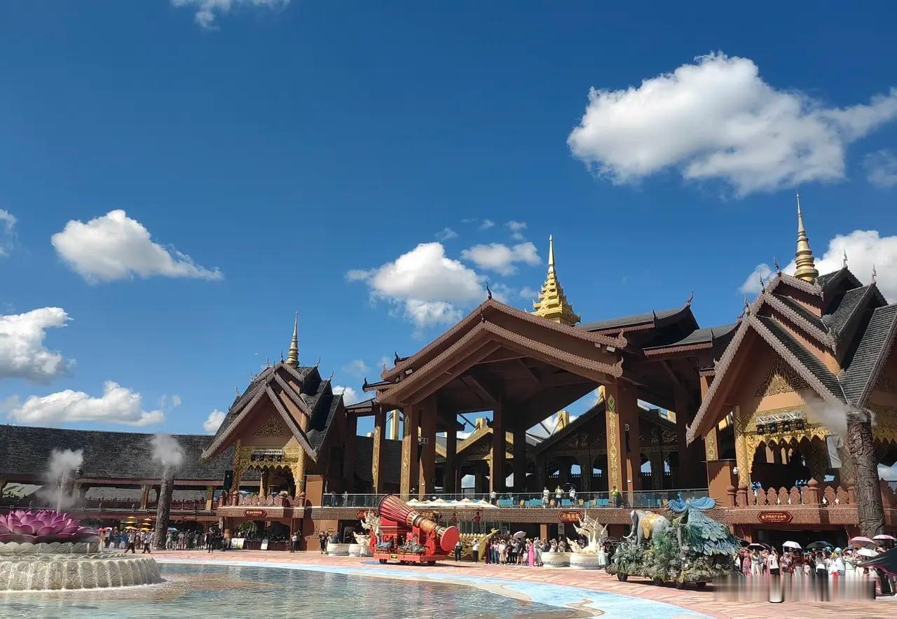 ·第一站：景洪市。
·第二站：星光夜市。
·第三站：曼汀御花园。
·第四站：勐锦