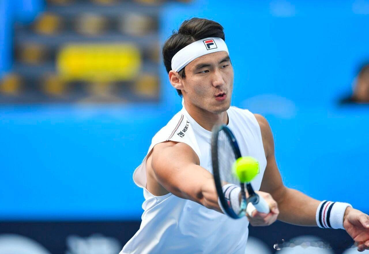 澳网2026 亚太区外卡赛男单半决赛✅🇨🇳布云朝克特布6-3/6-2击败🇰