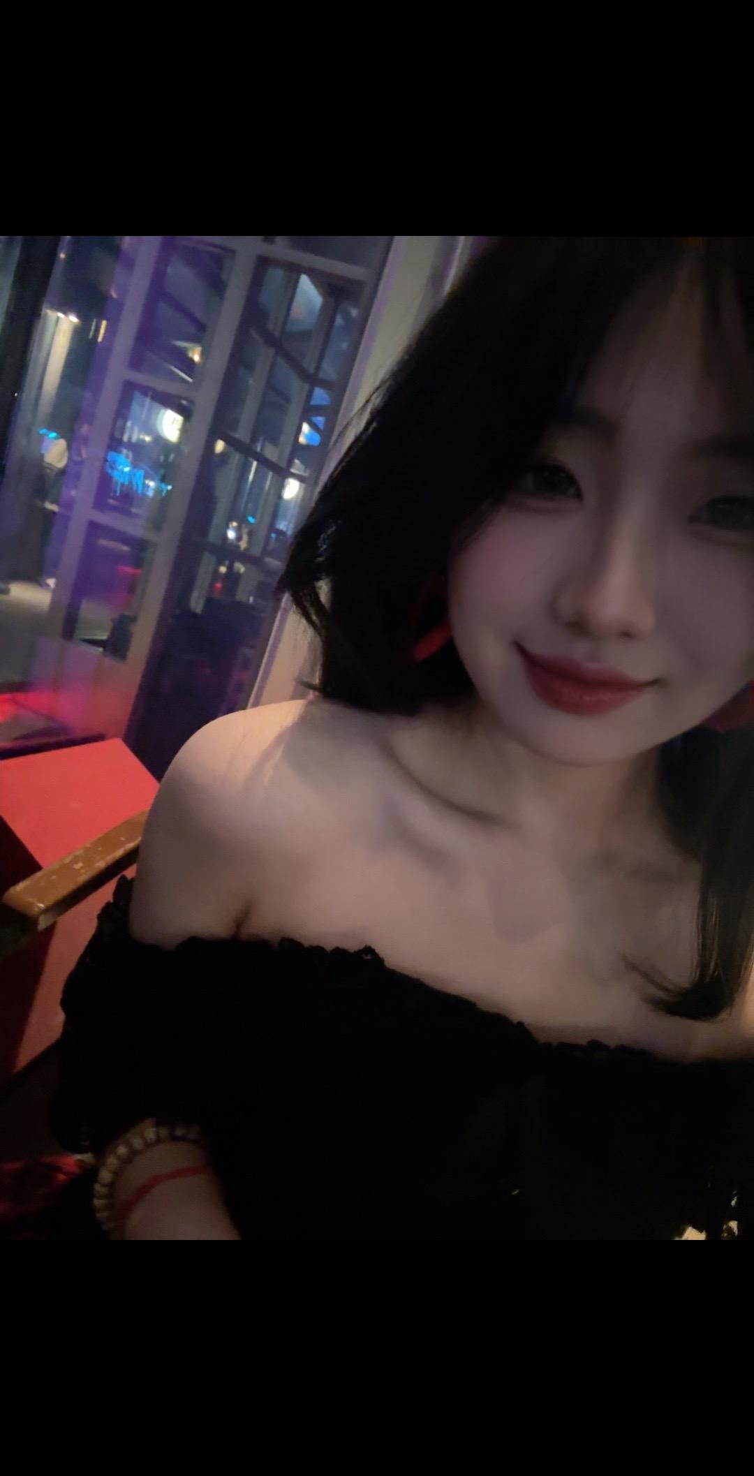 那天我看见了你的眼睛我懵逼了兄弟我好喜欢你呀