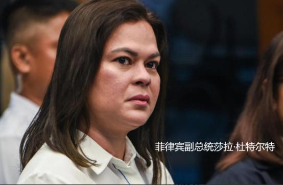 1 比 54 压倒性劣势！杜特尔特父女遭死敌围剿，即将被彻底算总账？
 
菲律宾