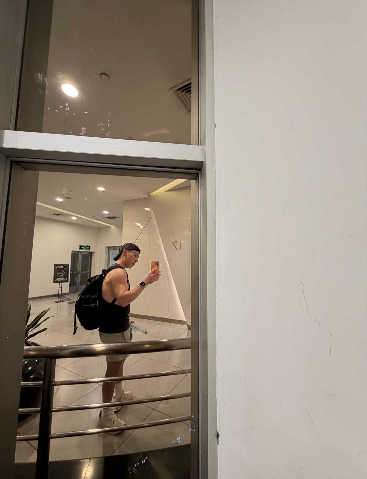 健身结束，需要个杯子