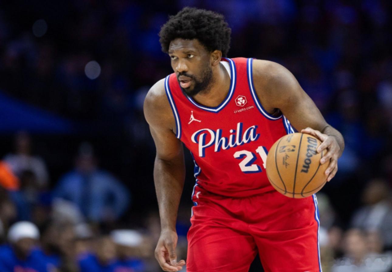 10月21日讯 NBA常规赛即将拉开大幕。上赛季再次经历大伤的恩比德在季前赛已经