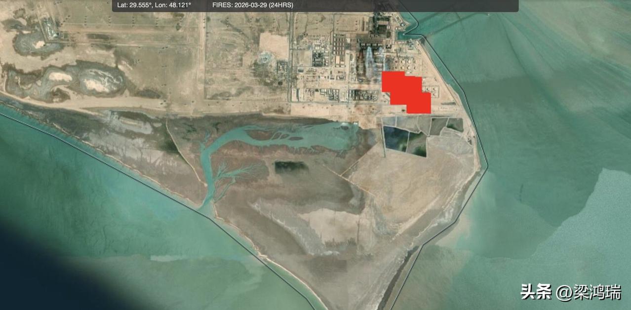 突发新闻！！科威特海水淡化项目遭遇打击

美国宇航局 FIRMS 卫星数据显示，