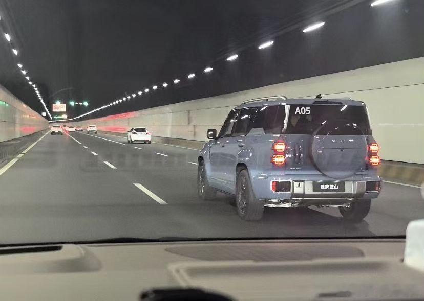 魏牌什么车？这么帅气?是豪华方盒子吗🤔🤔我与汽车的日常新车情报局 ​​​
