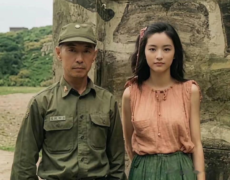 说实话以前我一直认为林青霞只是一般的美，直到偶然刷到她年轻时候的照片，直接看呆了