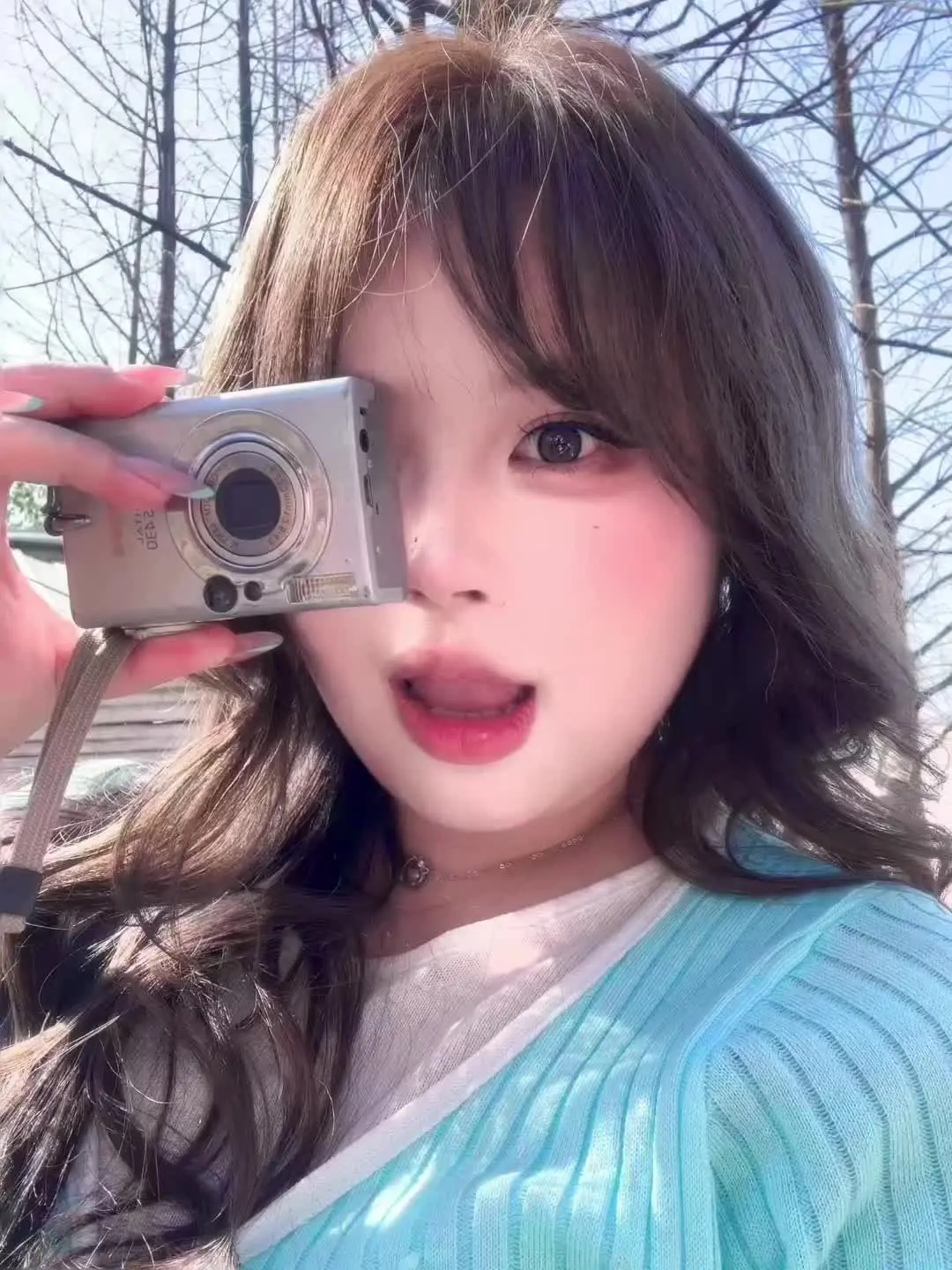 你又在哭泣 我给不了安慰