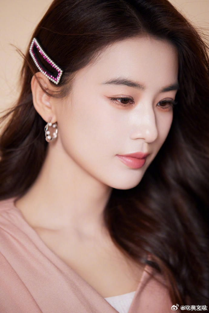 黄圣依自己选剧本黄圣依自己选剧本感觉verygood 黄圣依表示亲自参与剧本选择