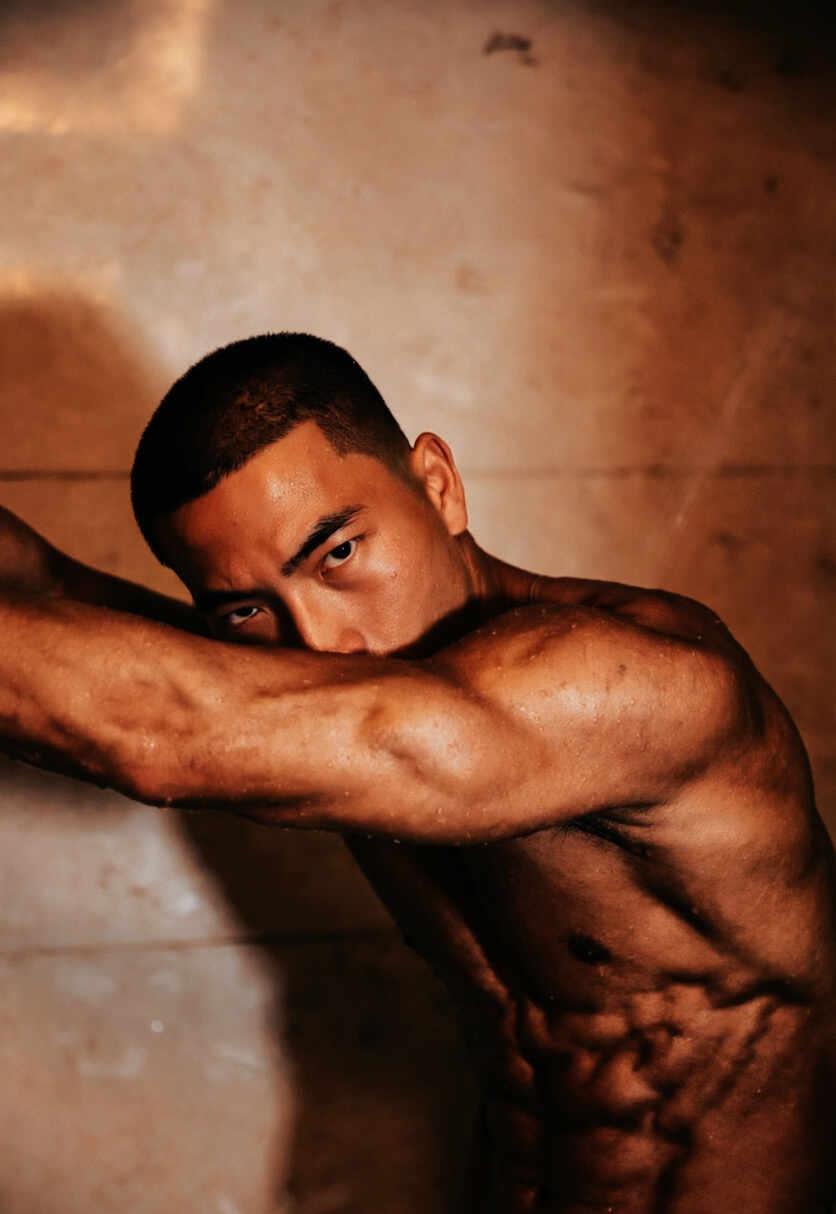 这张也是好看的
野蛮其体魄