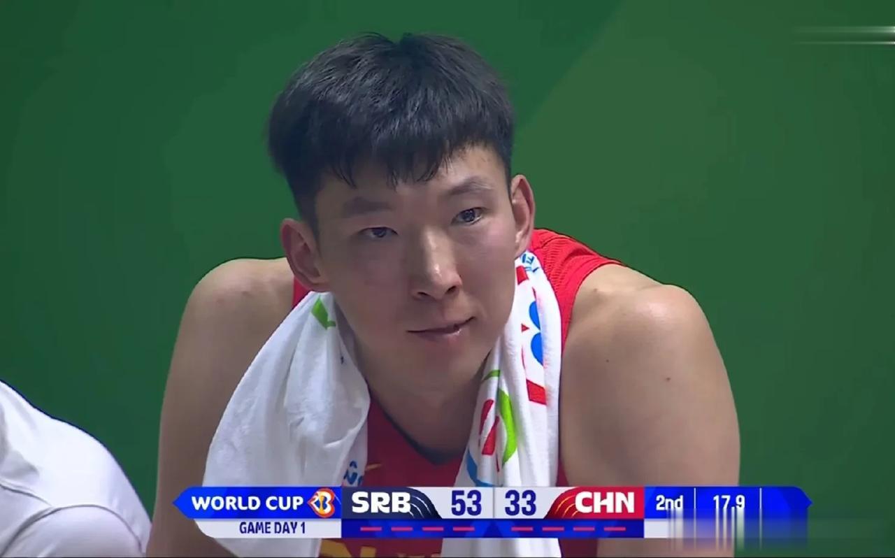 惨败收场！中国男篮还是以63:105惨败塞尔维亚，一战也揭露了3个可笑的事实。
