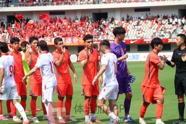 事不过三！塔吉克U21主帅首败中国队：进步肉眼可见体坛周报全媒体记者王晓瑞遵义报