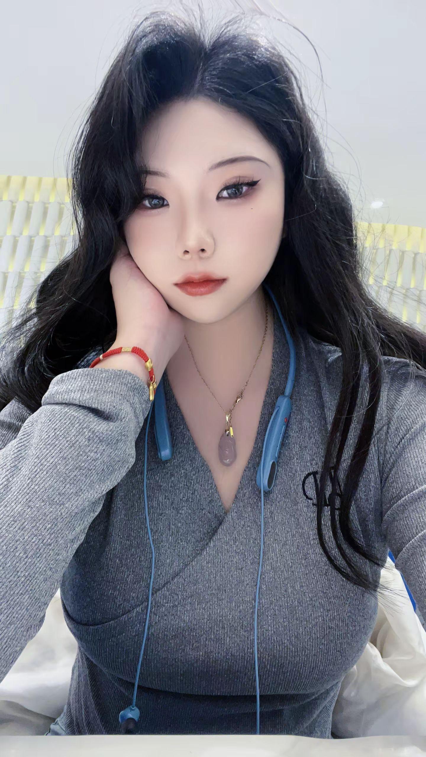 求一张萌死人的少女脸行不行，怎么从去年开始都变成妈了