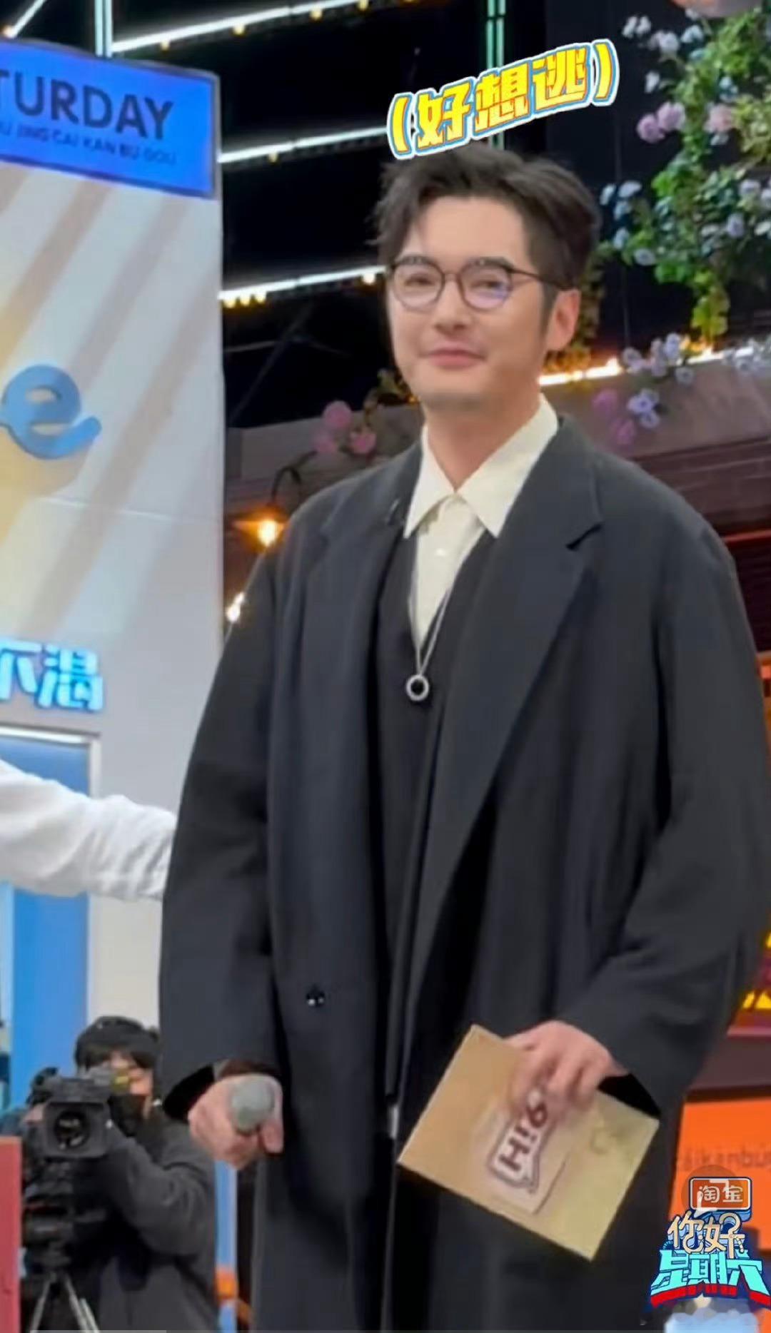 金世佳社恐i人上好六具像化 哈哈哈，金世佳的社恐状态是不是很有共鸣呀! 一分钟八