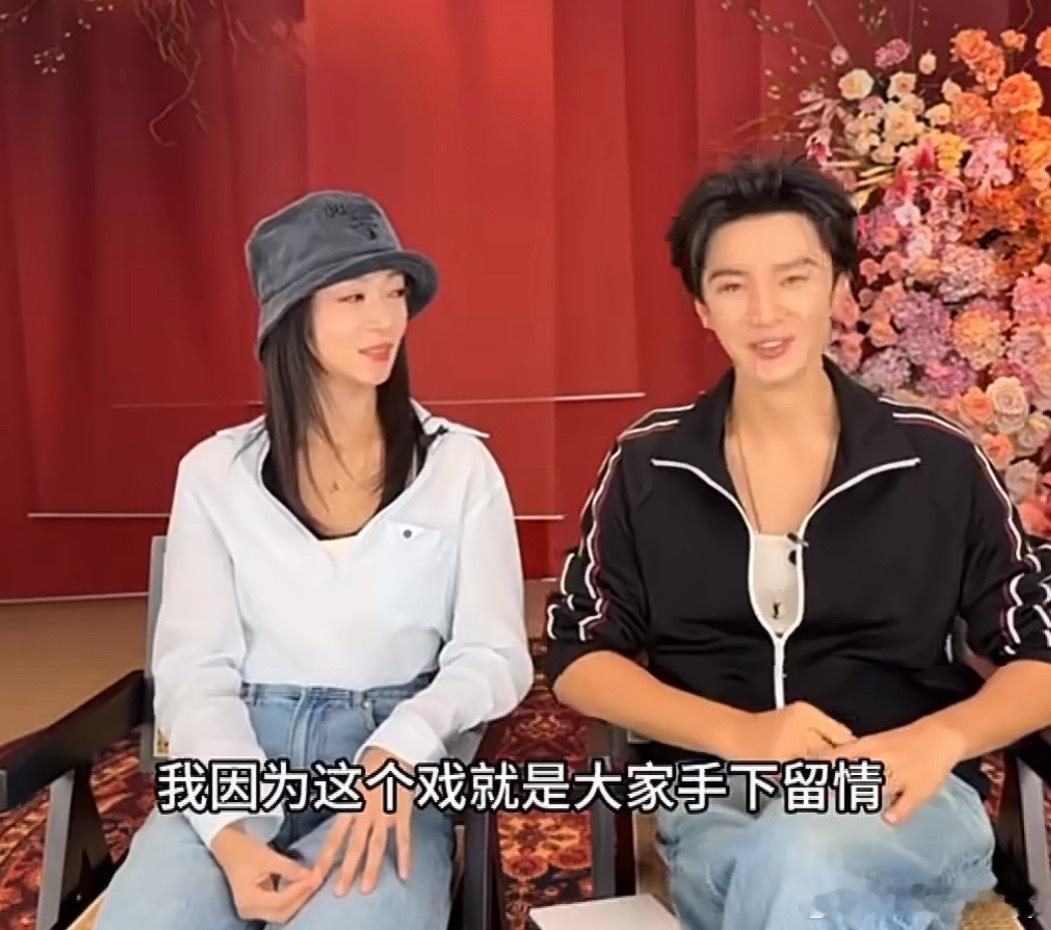 陈哲远为自己的身材挽一下尊在《御廷谣》直播中，陈哲远直接对观众说：“如果播到了英