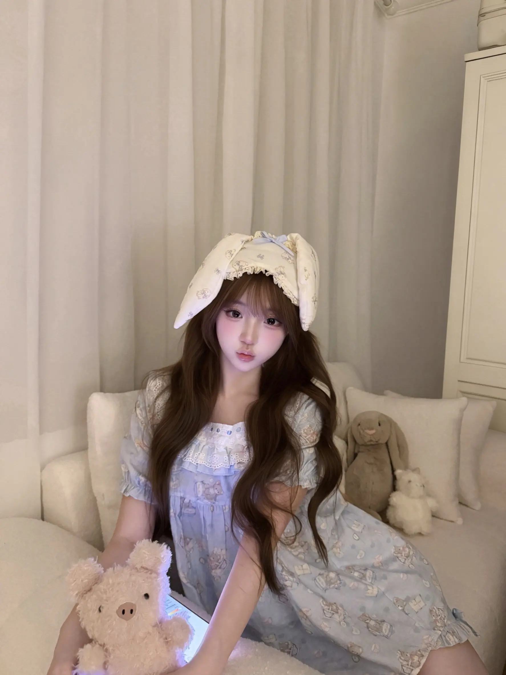 坐在沙发可以kisskiss 🎀