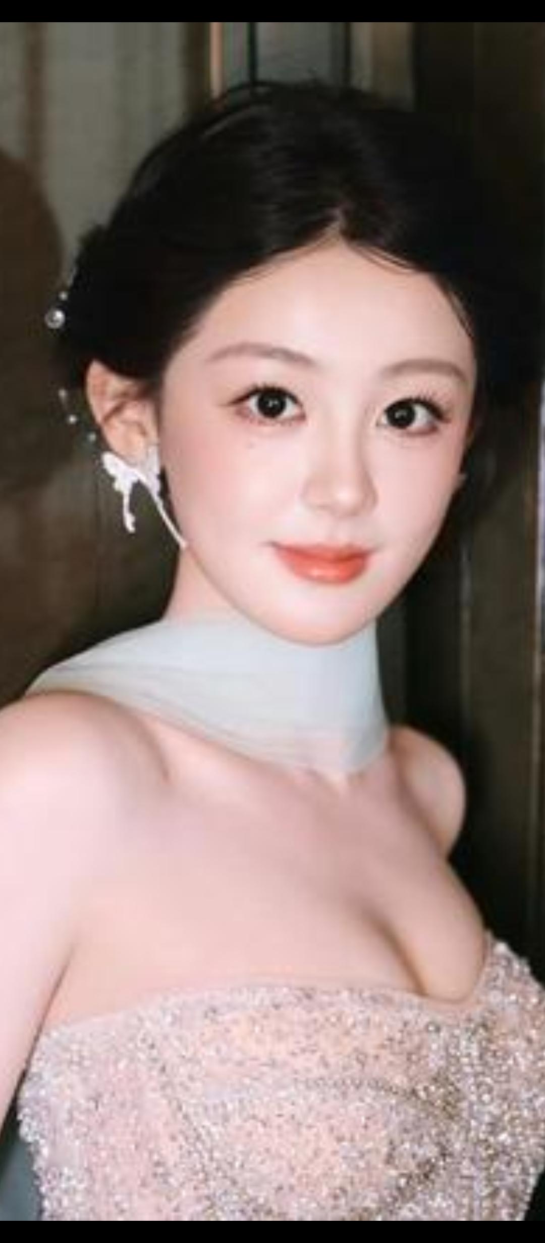 优雅气质，闪耀动人！✨✨✨