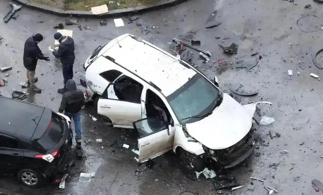 俄乌和谈进入关键阶段，美俄代表在迈阿密刚刚结束一轮“富有建设性”的会谈， 并约定