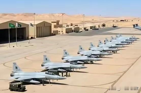 沙特这次真要感谢特朗普，如果不是特朗普对伊朗开战，估计沙特永远也不知道，美军基地