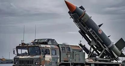 日本如果偷袭，百分之百是饱和攻击，一次发射300枚导弹，连续发射3000枚导弹也