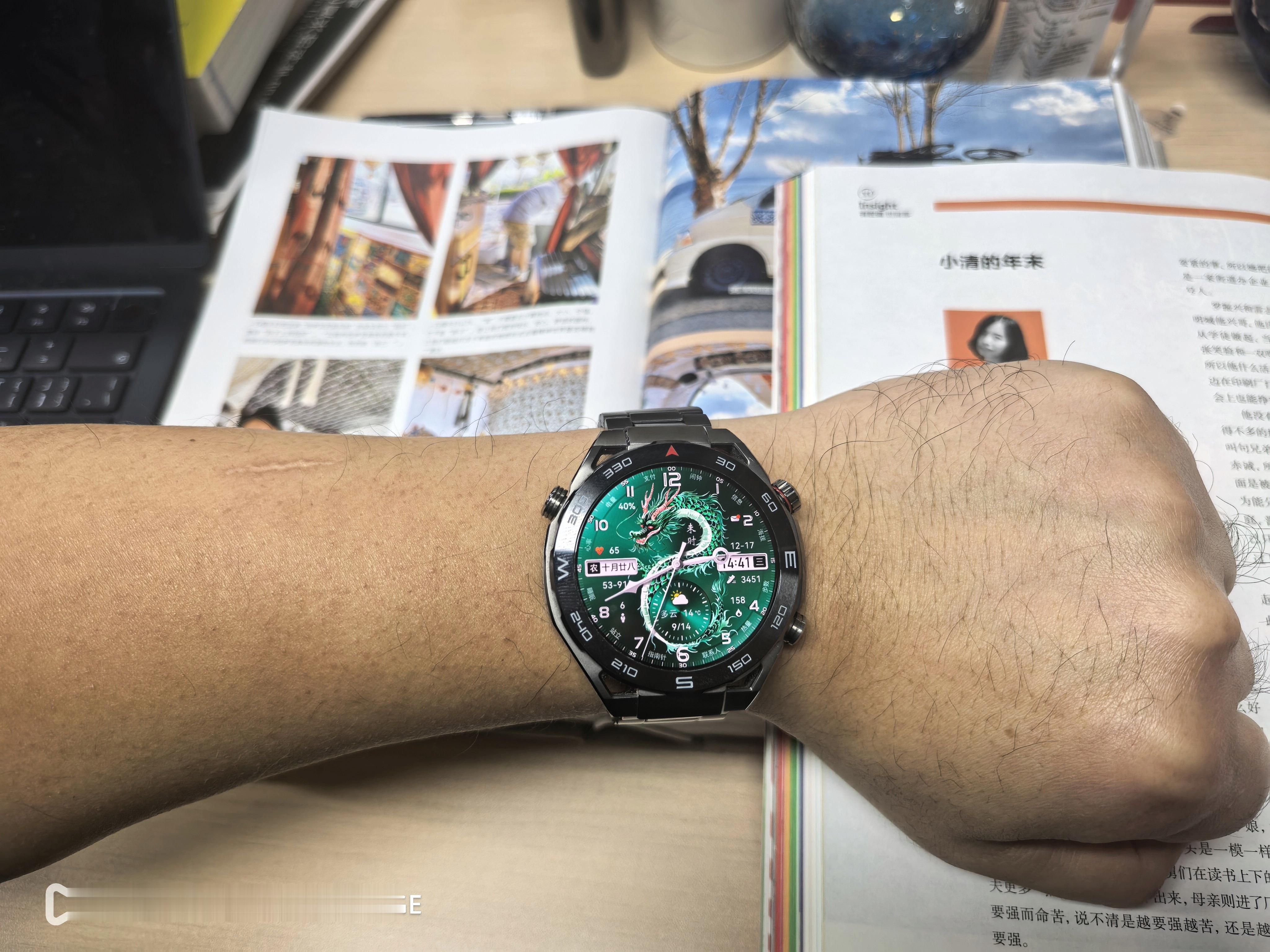 华为手表确实可以华为成全球第一大表厂 尤其是待机时间，这表感觉待机可以20天吧，