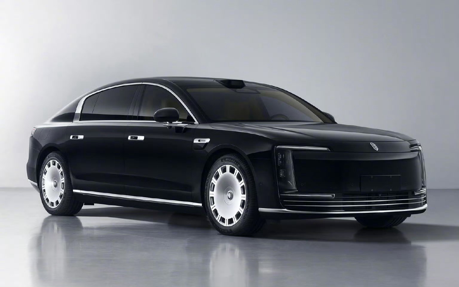 【华为终端：尊界 S800 首发搭载全新一代全球量产最高线束激光雷达】今天上午，