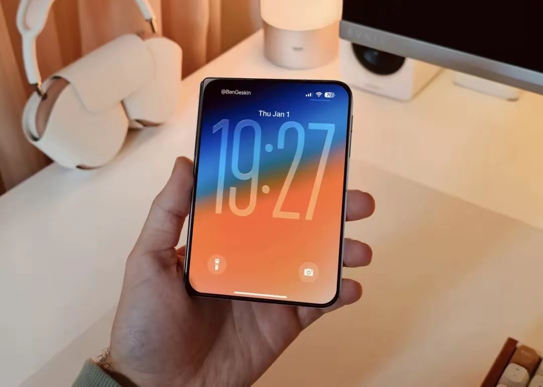iPhoneUltra渲染图曝光还行，说实话有些期待，希望首批备货会多一些，不然