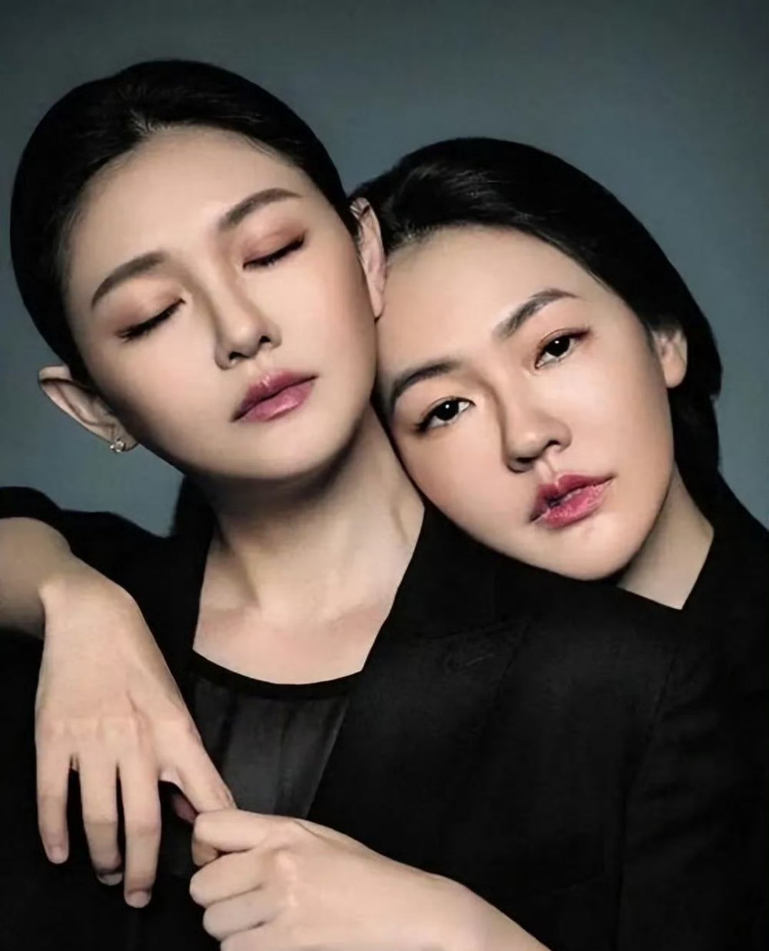 树葬  据了解，大S已经确认了树葬了。有人说树葬是一种环保行为，还有另一波人不晓