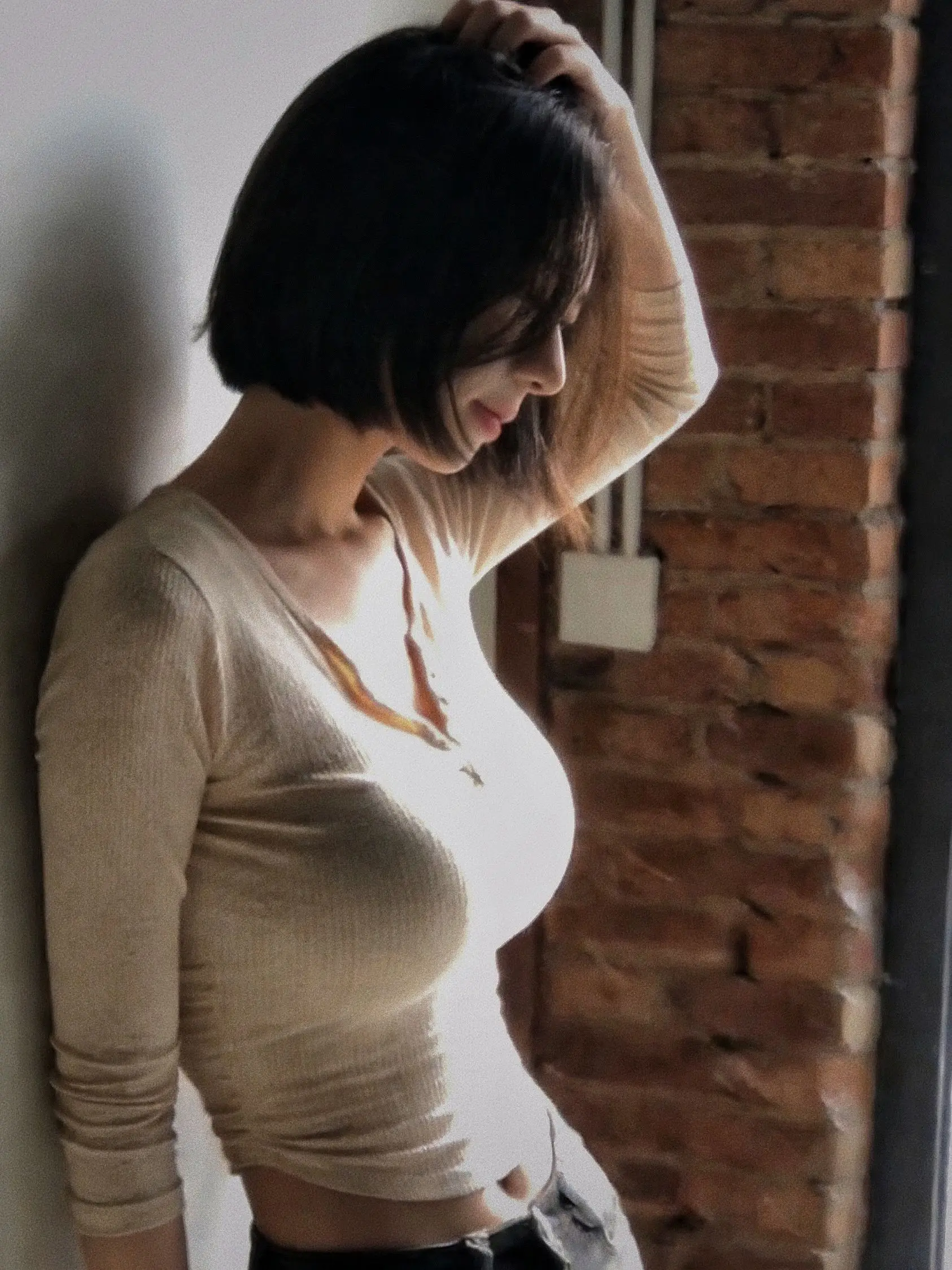 莫愁千里路，自有到来风。