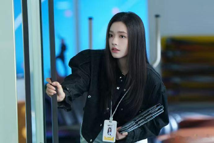 林允新剧我比老板有钱怎么办 看到这我直接笑疯！林晚从员工变房东，这反转太绝，和老