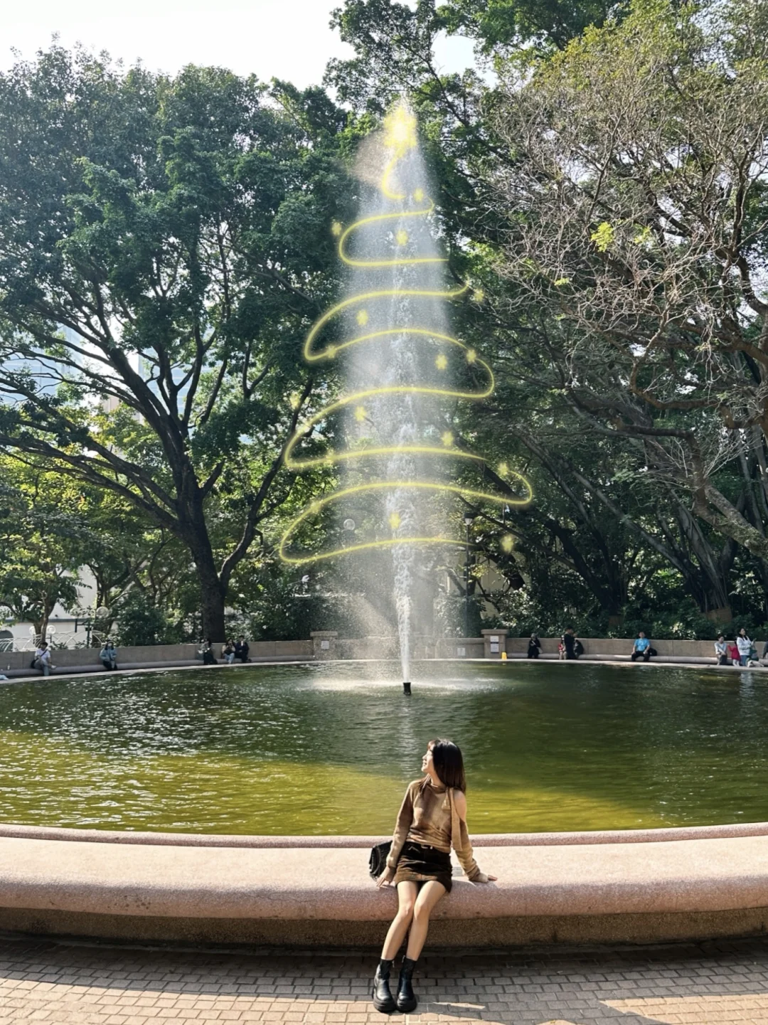 🇭🇰在香港！看到了会发光的喷泉圣诞树⛲️