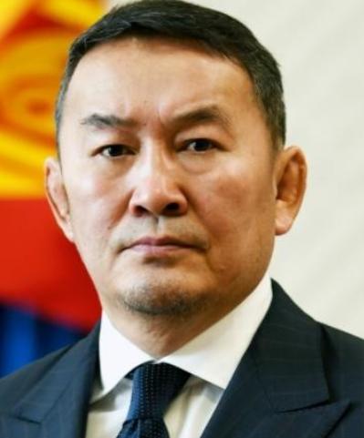 一位蒙古国网友在网上发出了这样一句话：“当初蒙古为何要脱离中国独立出来？独立的意