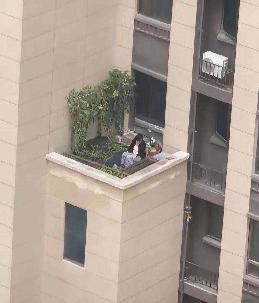 这也太明目张胆了 