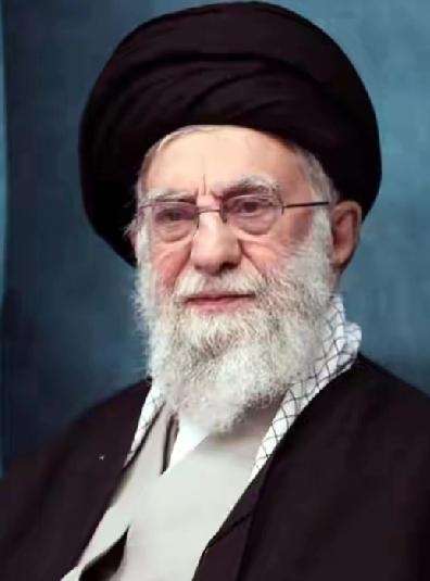 伊朗在中东也是庞然大物般的存在，是自己领导人的短视，才造成今天苦苦挣扎的结果。伊