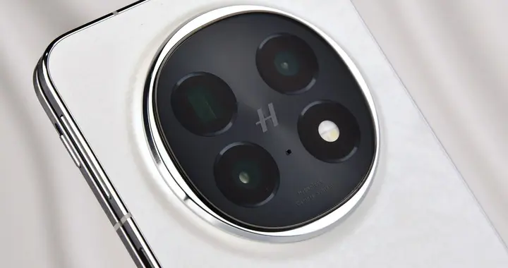 這四款折疊屏手機，誰能讓你拍到“顯微級”照片？