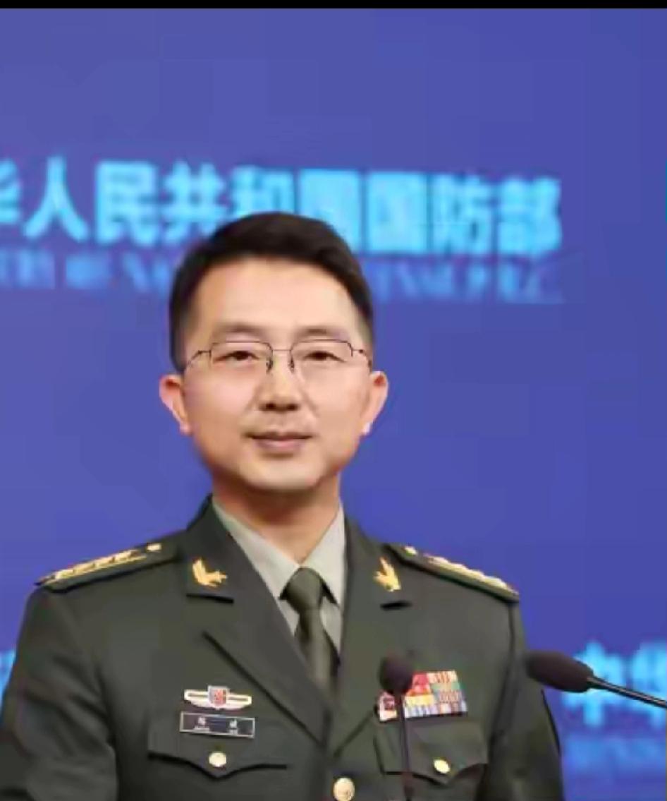 针对日本军事化冒进的动向，我国的应对招招踩在要害上：外交层面第一时间召见日本驻华