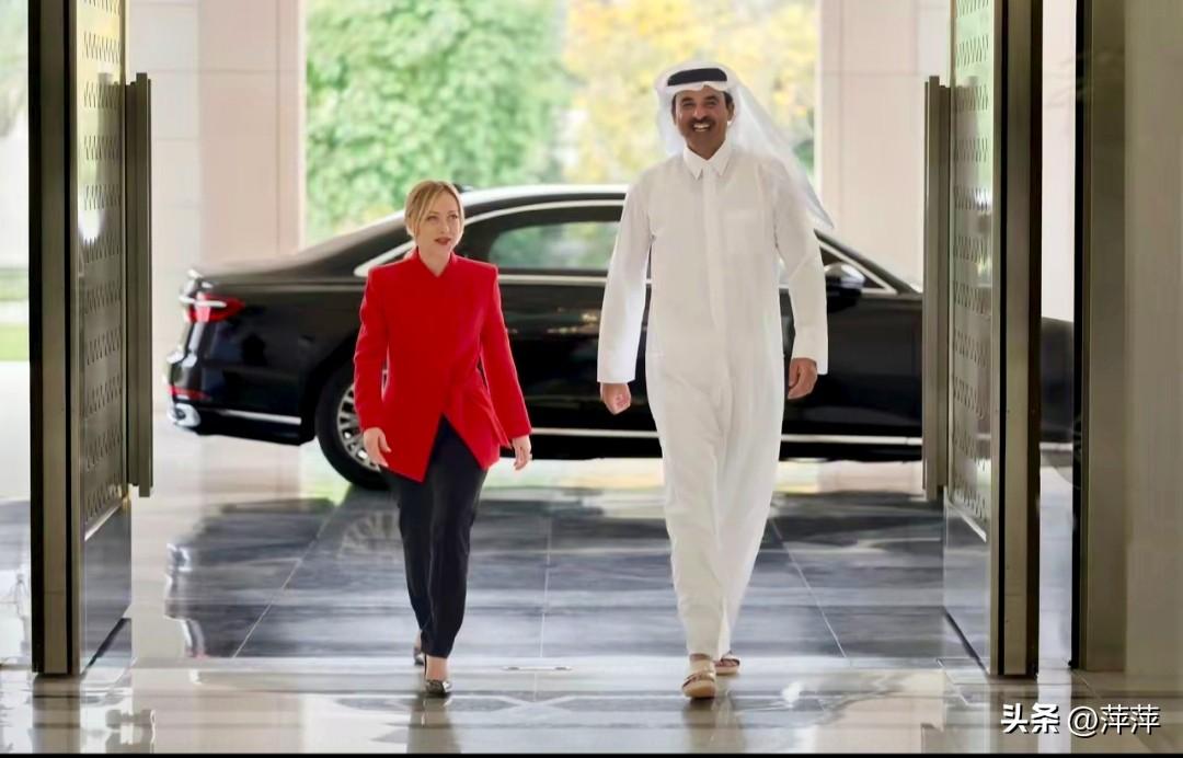 梅洛尼会晤卡塔尔埃米尔，意卡关系再迎新机遇
 
近日，意大利总理乔治娅·梅洛尼与